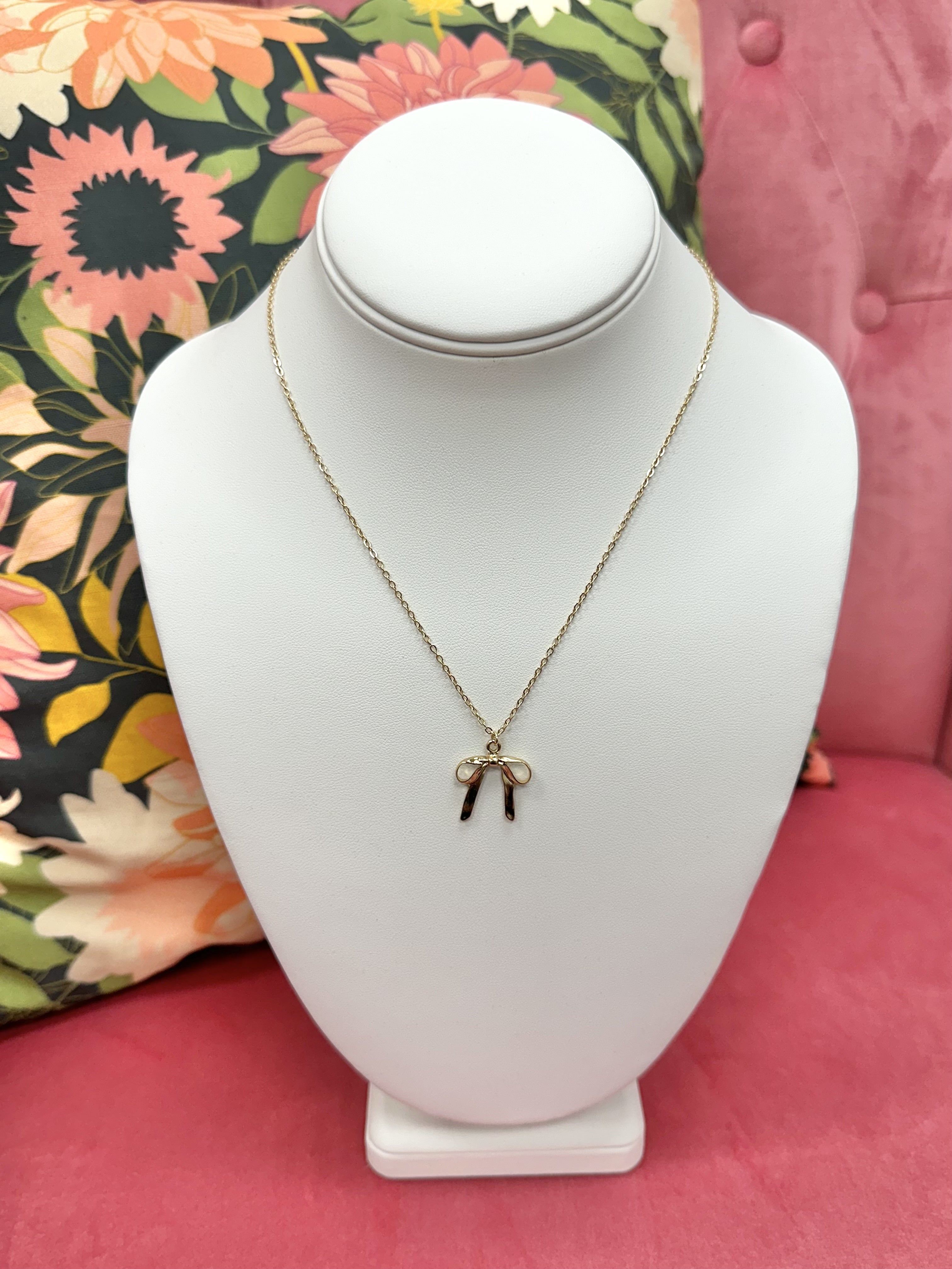 Gold Bow Pendant Necklace