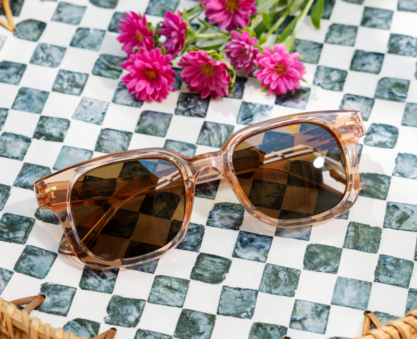 Peepers Clubhouse Polarized Sunglasses