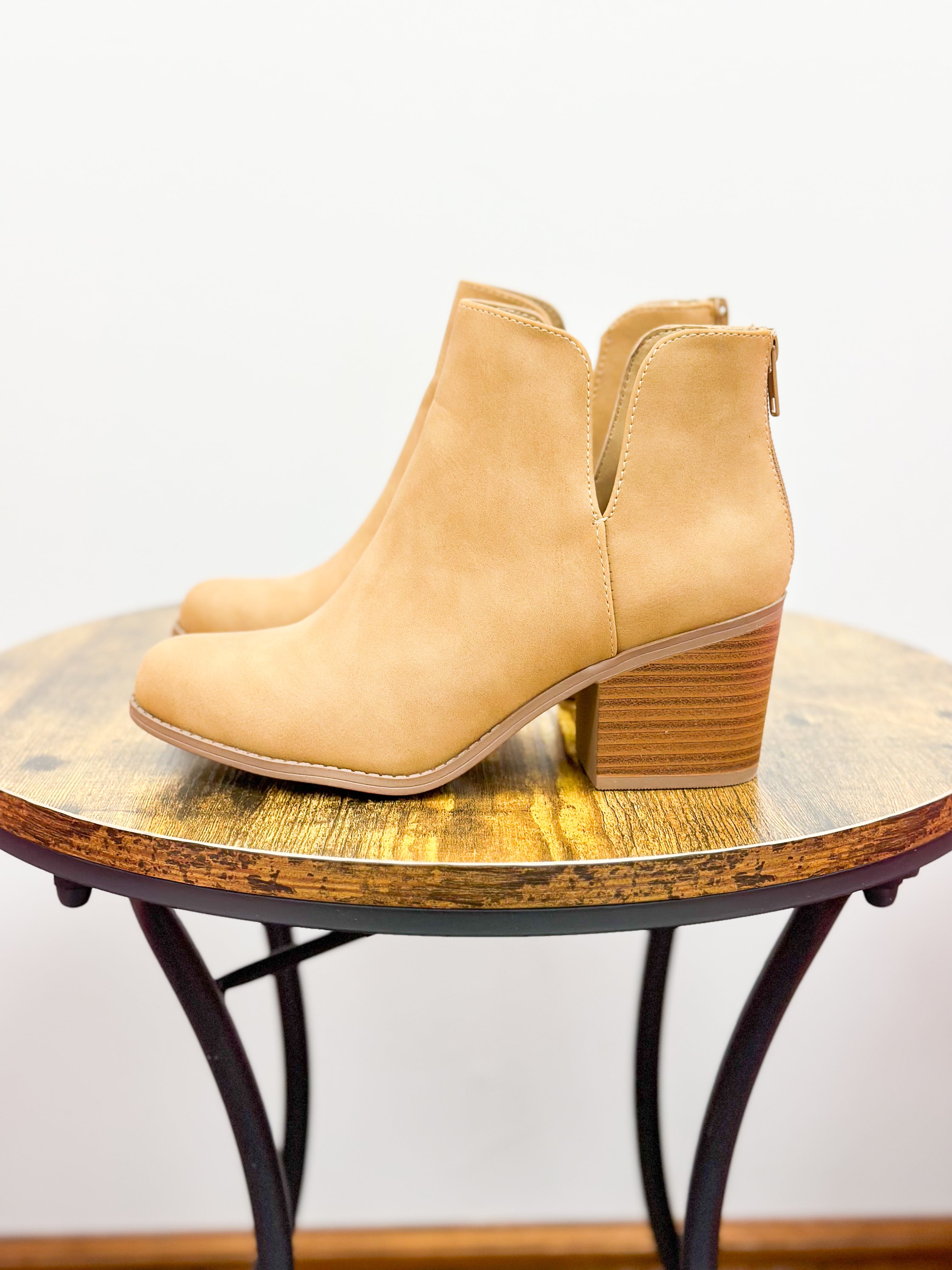 Lisa Heeled Bootie